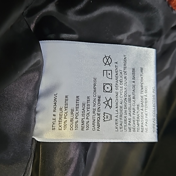 Vegan down jacket 🧥 - Picture 5 of 5